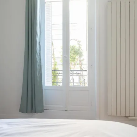 Beautiful Luxurious Apt, Bright And Spacious Paris
